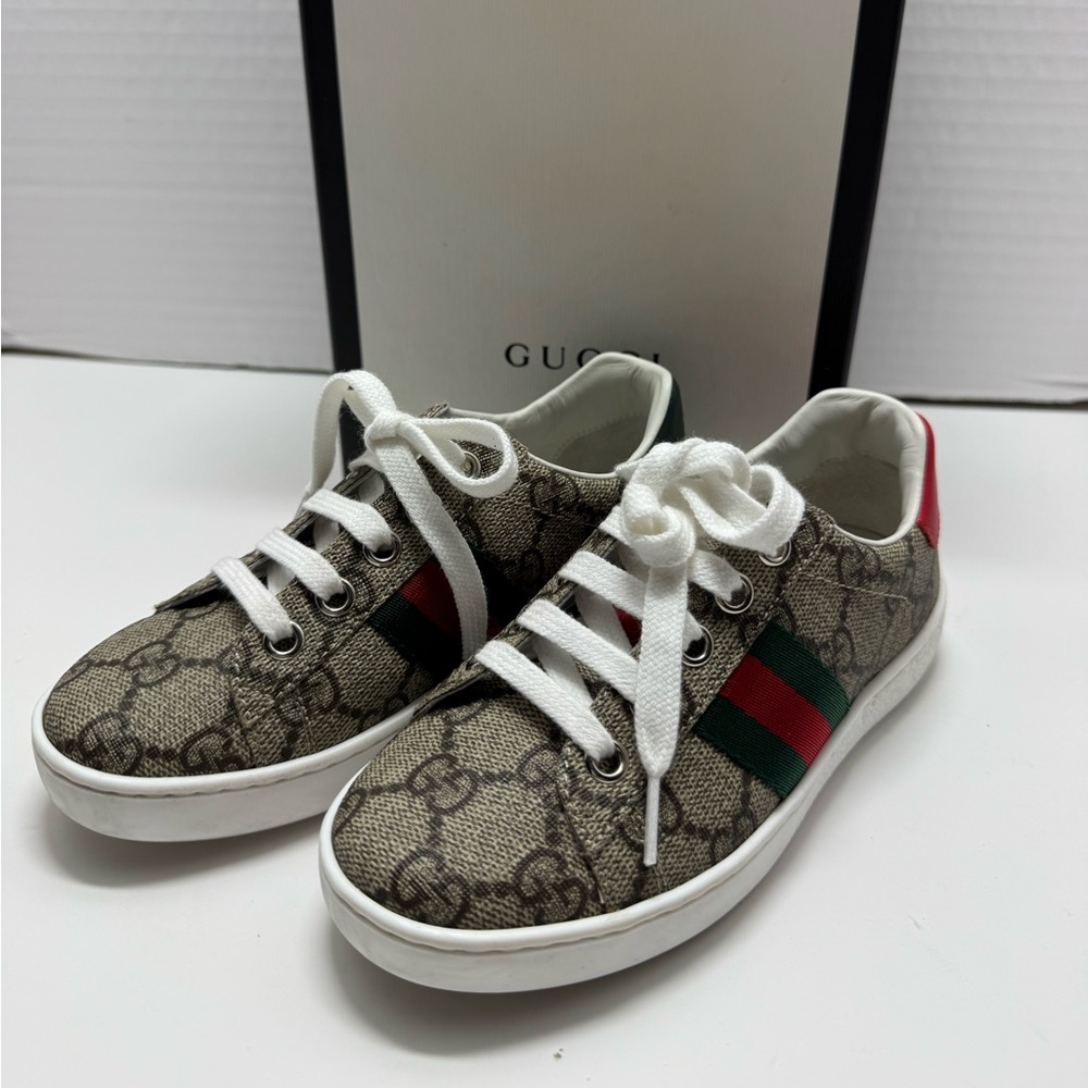 GUCCI Coated Canvas GG Supreme Kids Sneaker
